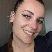 Diplômée d'une licence en science de la vie, je serai ravie d'aider des étudiants dans le besoin